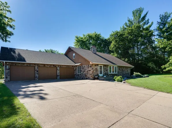 816 Belmont Ln E, Maplewood, MN 55117