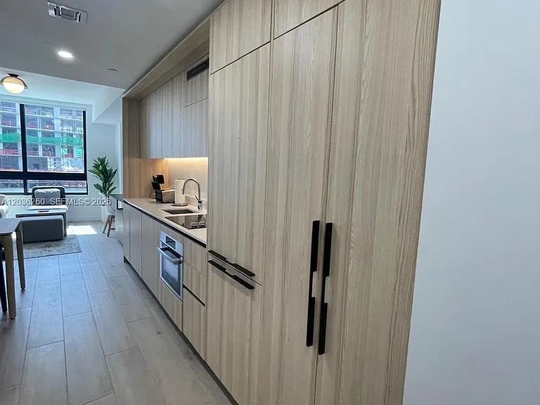 225 N Miami Ave #805 — Photo 1