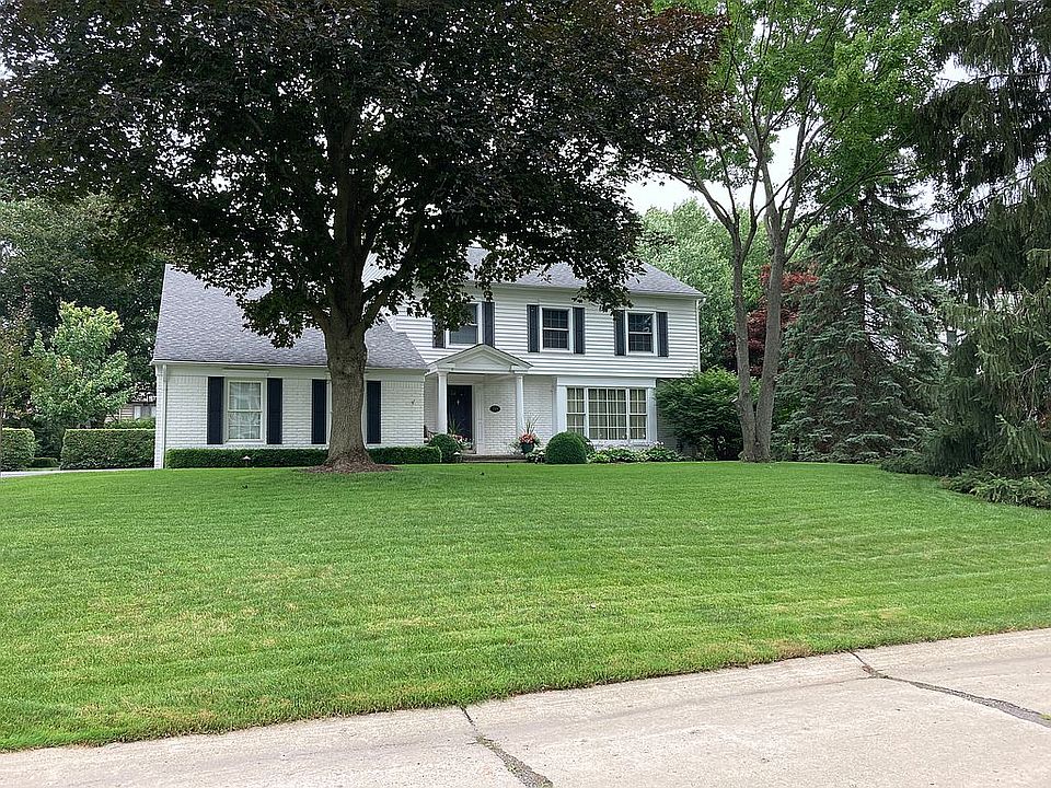 1st image of 789 N Shady Hollow Cir