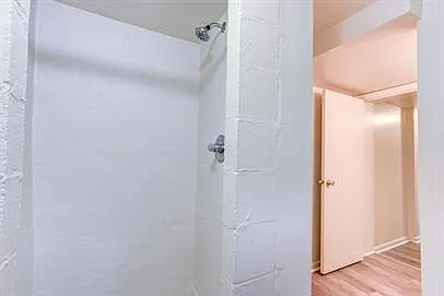 3 E Spring St — Photo 19