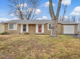 15 Susan Ct, Fairview Heights, IL 62208