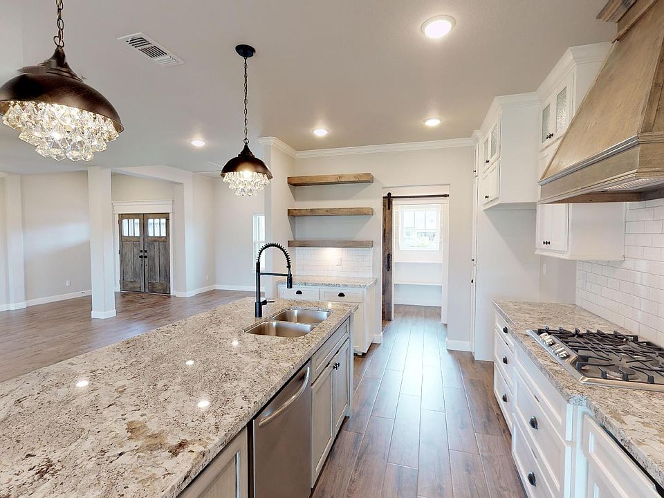1st image of 62 Poppy Ct