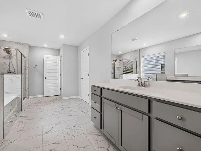 518 Yellow Leaf Ln — Photo 38