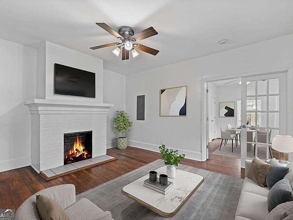 3rd image of 409 Inman St SW