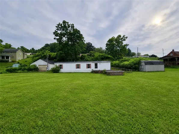 3120 Bratkovich Rd, Claridge, PA 15623