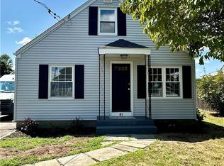 61 Burgess Ave, Pawtucket, RI 02861