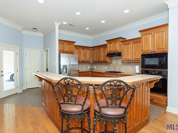 5th image of 37464 Mill Park Ave