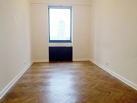 Rented by AJ Clarke | media 9