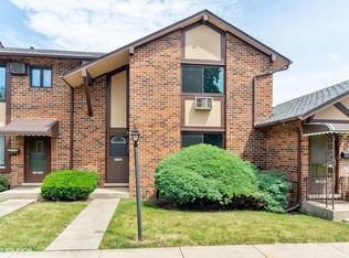 17W724 Kirkland Ln, Villa Park, IL 60181