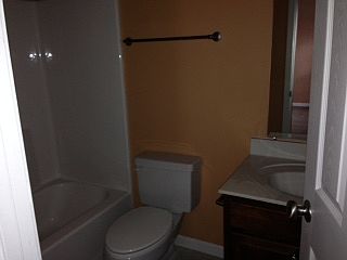 5th image of 1809 W Lakeview Dr APT 22