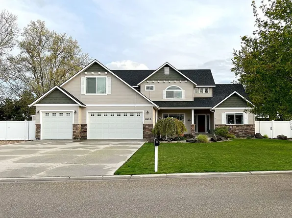1823 Primrose Dr, Nampa, ID 83686