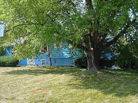 2nd image of 77 Yaun Ave