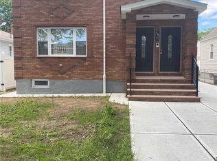 25527 148th Rd, Rosedale, NY 11422