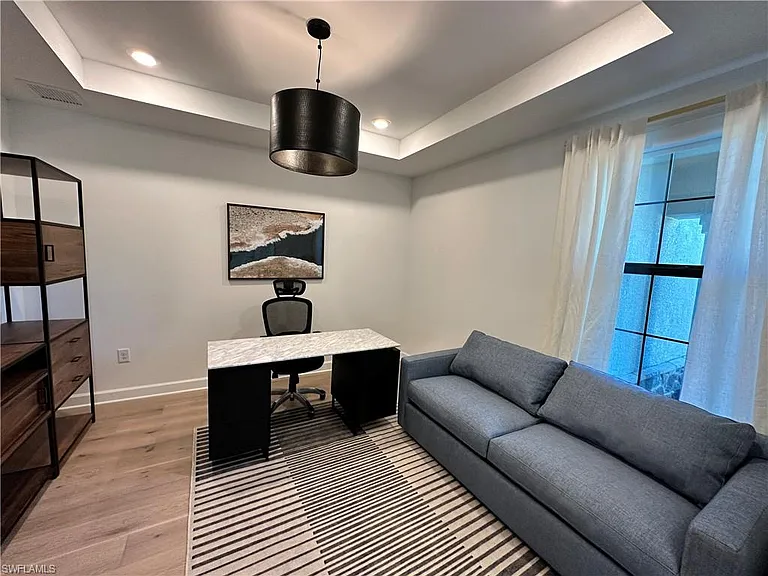 9260 Cormorant Dr — Photo 16