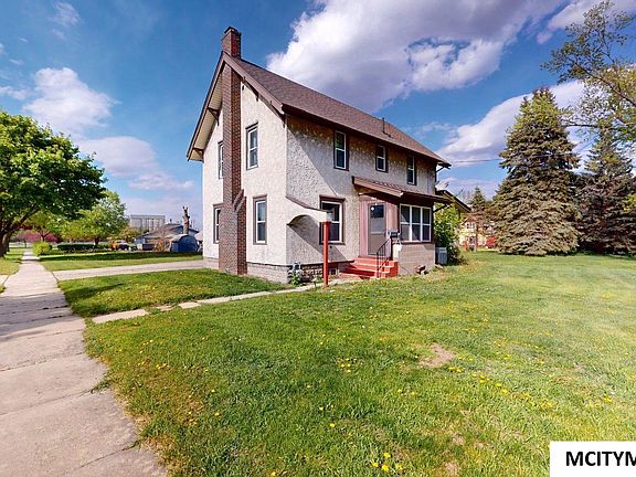 3rd image of 1523 N Monroe Ave