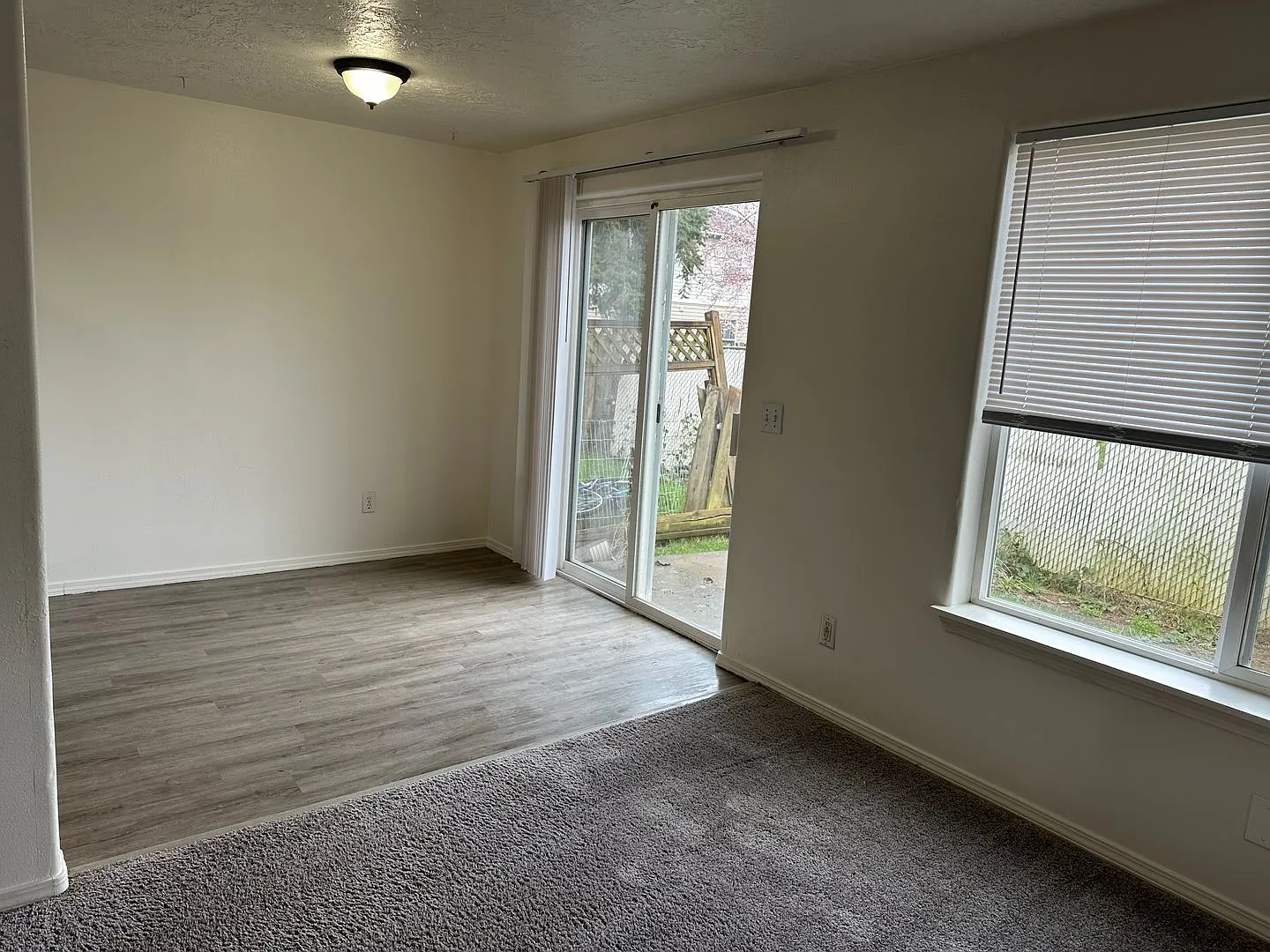 Newer 3 Bedroom 2 1/2 Bath With A 1 Car Garage & W/D Hookups — Photo 4