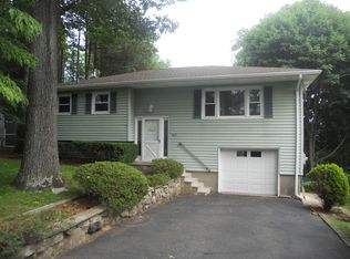 643 Bensel Dr, Landing, NJ 07850