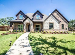 706 Windsor Ct, Highland Village, TX 75077