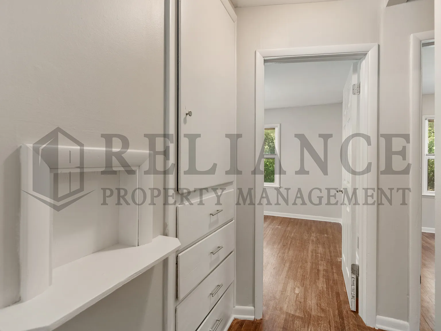 1122 South Quentin Street - 1 — Photo 3