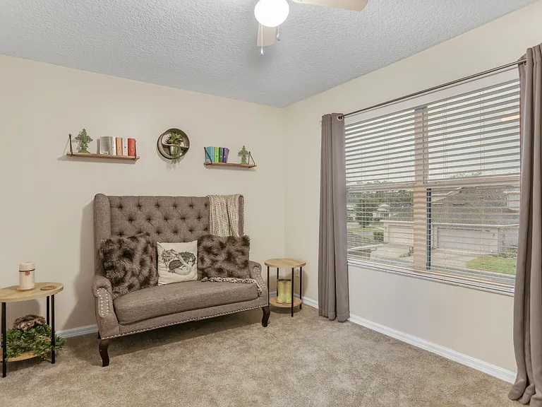 6527 Silver Queen Way — Photo 13