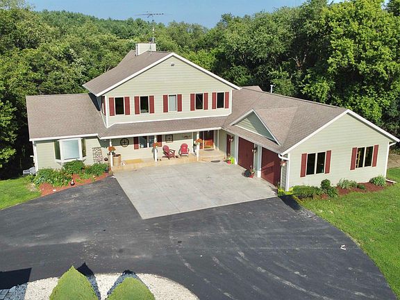 4th image of N7182 McCabe Rd