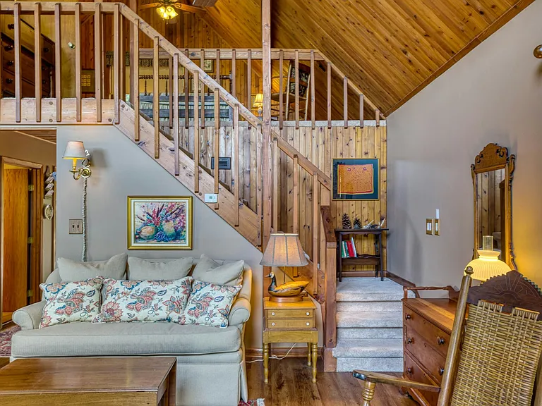 402 Wilderness Dr — Photo 12