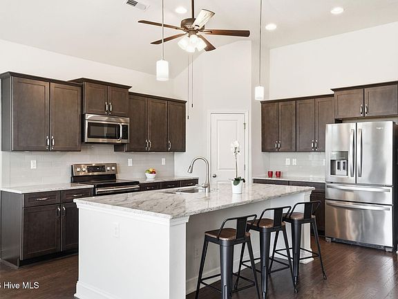 4th image of 3095 Crescent Lake Drive