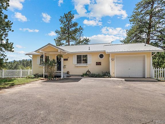 3rd image of 176 Fawn Road