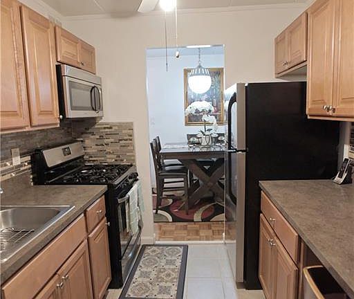 5th image of 11 Park Ave APT 5E