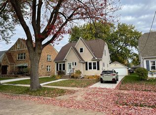 1220 W Lorain St, Appleton, WI 54914