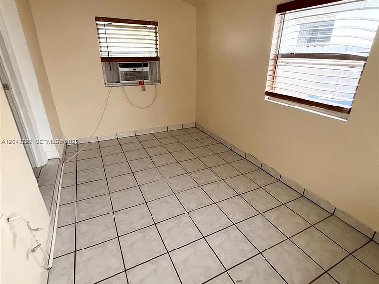 5912 Fillmore St #1-2 — Photo 6