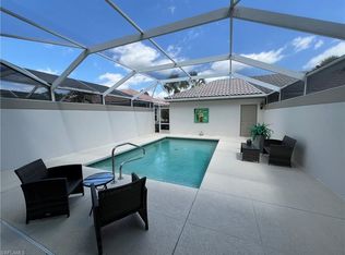 6024 Towncenter Cir, Naples, FL 34119