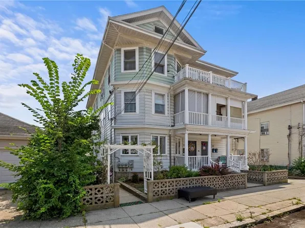 10-12 Arlington St, East Providence, RI 02914