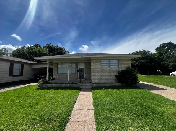 1319 W Procter St, Port Arthur, TX 77640