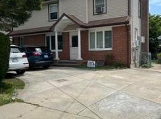 216 Broadway, Greenlawn, NY 11740