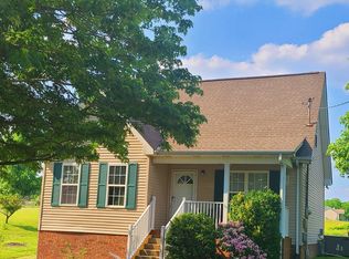 144 W Roberts Rd, Portland, TN 37148