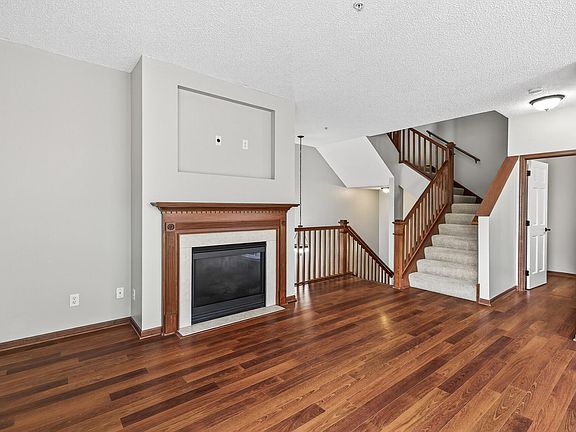 3rd image of 15533 Eagle Shore Dr #806