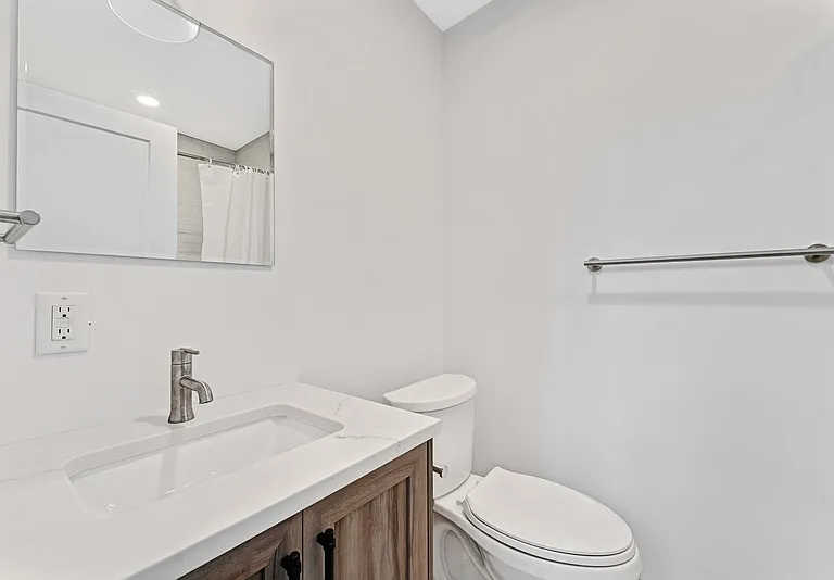 157 Sanford Ave #C — Photo 9