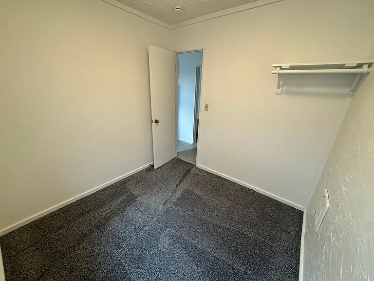 Convenient Community in Hillyard - 3018 E Everett Ave — Photo 11