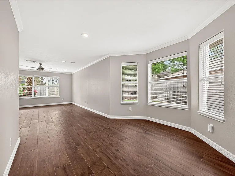 903 Sugarfield Ct — Photo 13