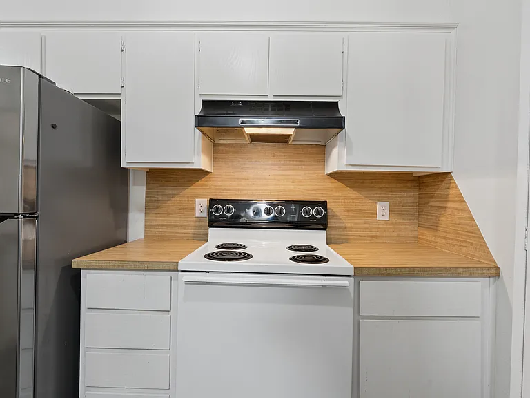2700 E Shoreridge Ave #2700 — Photo 18
