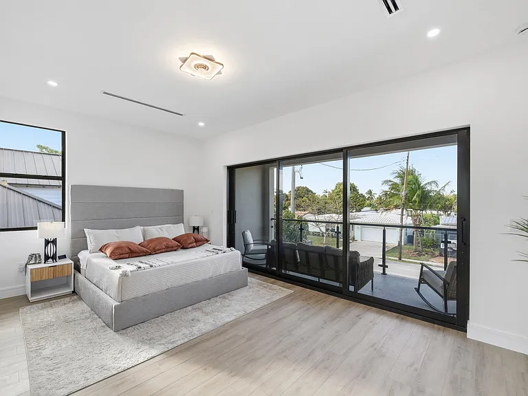 1308 Avocado Isle — Photo 34