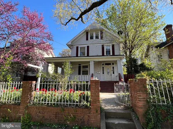 1925 Lawrence St NE, Washington, DC 20018