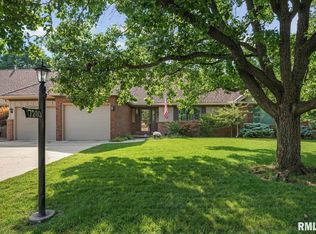 7203 N Charles Way #4, Peoria, IL 61614