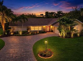880 Deep Lagoon Ln, Fort Myers, FL 33919