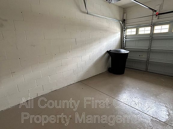 5th image of 536 Black Lion Dr NE