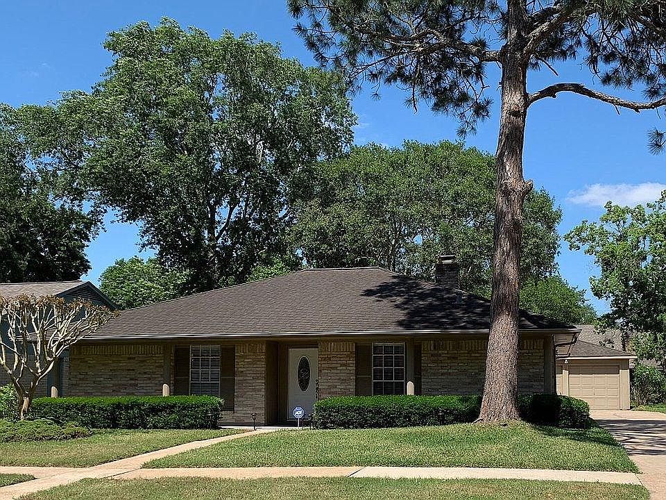1st image of 15651 Boulder Oaks Dr