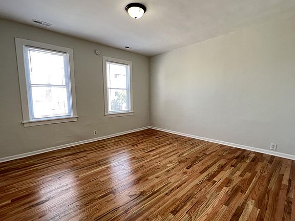 2nd image of 1151 W 19th St