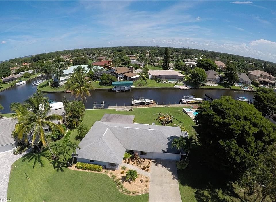 Gulf access home in Whiskey Creek