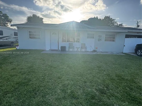 2125 NW 27th Ln, Fort Lauderdale, FL 33311